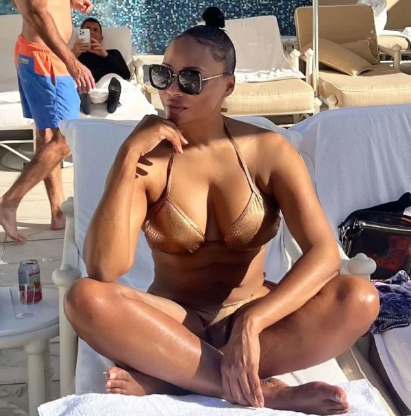 0613 Cynthia Bailey Hot Shots 4.jpg