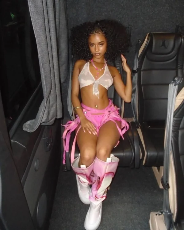 0613 Tyla Hot Shots 6.jpg