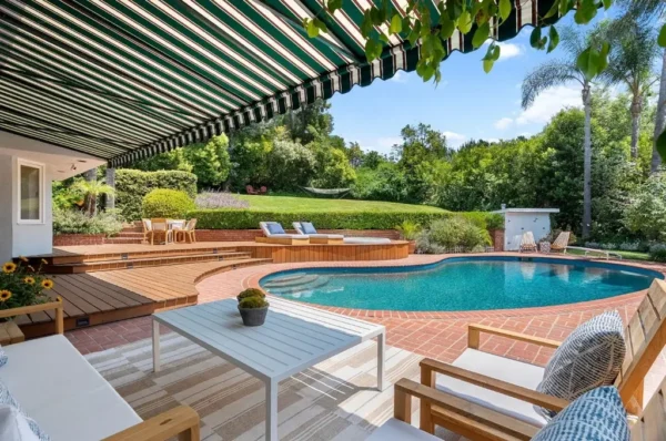 Charlotte Ross Studio City Home For Sale 1