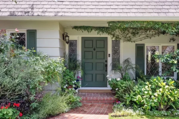 Charlotte Ross Studio City Home For Sale 4