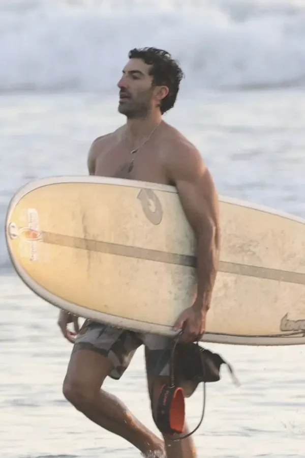 Justin Baldoni Costa Rica 1