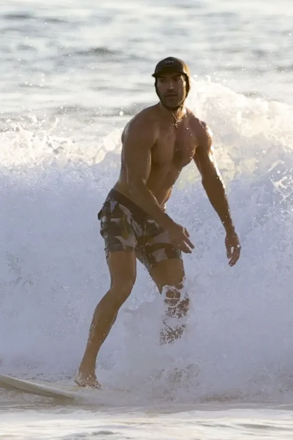Justin Baldoni Costa Rica 9