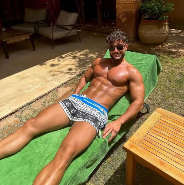 UK Season 8's Davide Sanclimenti